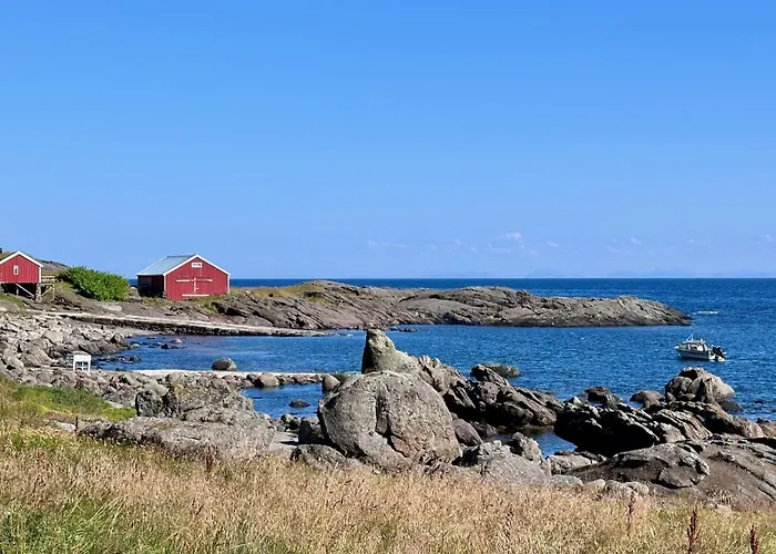 Peaceful Village Of Nesland